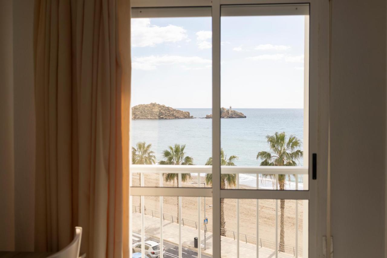 Bahia De Águilas Esterno foto